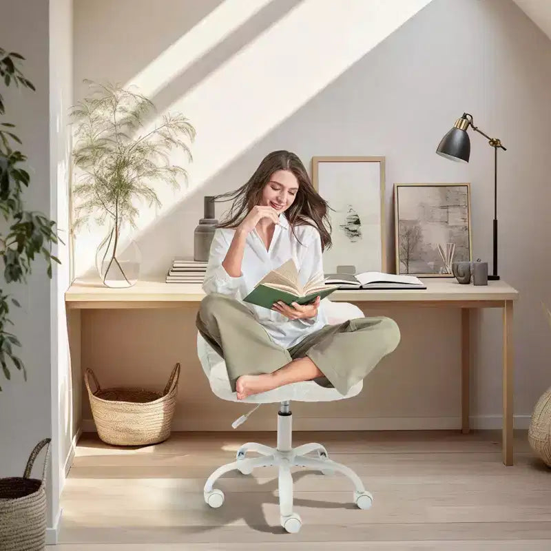 Chaise de bureau à roulettes en tissu nounours, avec dossier en forme de patte de chat, réglable en hauteur