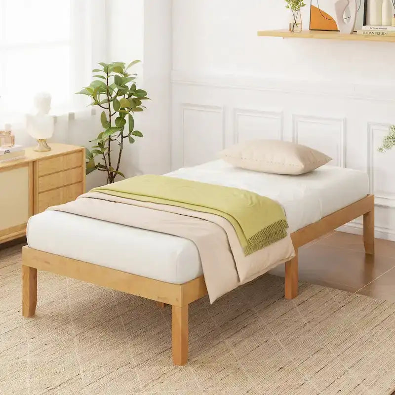 Grand cadre de lit plateforme en bois avec tapis en caoutchouc