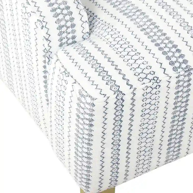 Fauteuil classique aux lignes courbes