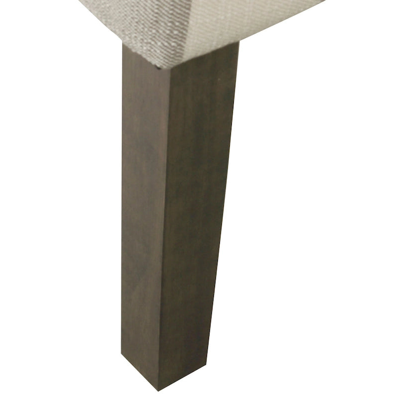Fauteuil classique aux lignes courbes